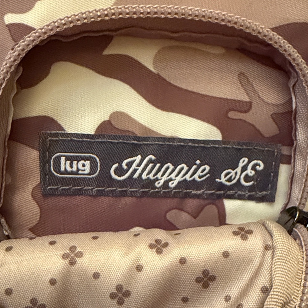 Lug by Huggie SE water bottle holder with 3 zipper pouches - Camo Crossbody Bag - Picture 10 of 11